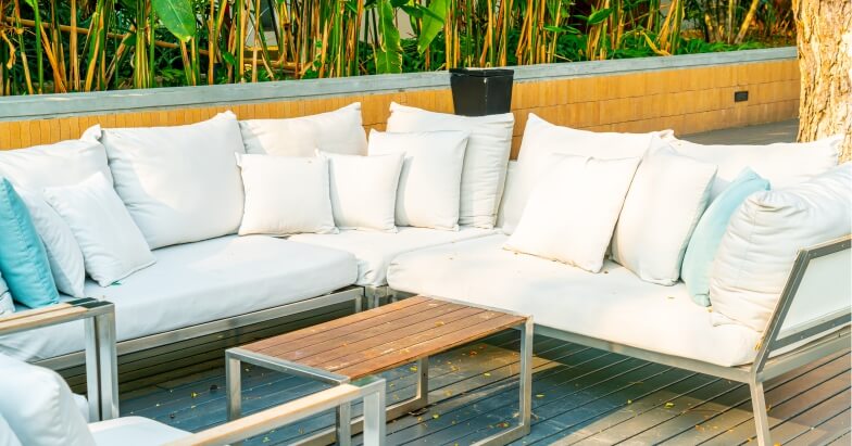How to Choose the Perfect Outdoor Modular Lounge for Your Space