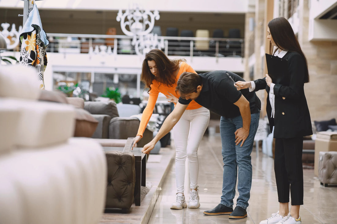 Furniture Stores vs.Online Shopping: Comparing the Pros and Cons of Each Experience