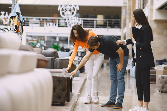 Furniture Stores vs.Online Shopping: Comparing the Pros and Cons of Each Experience